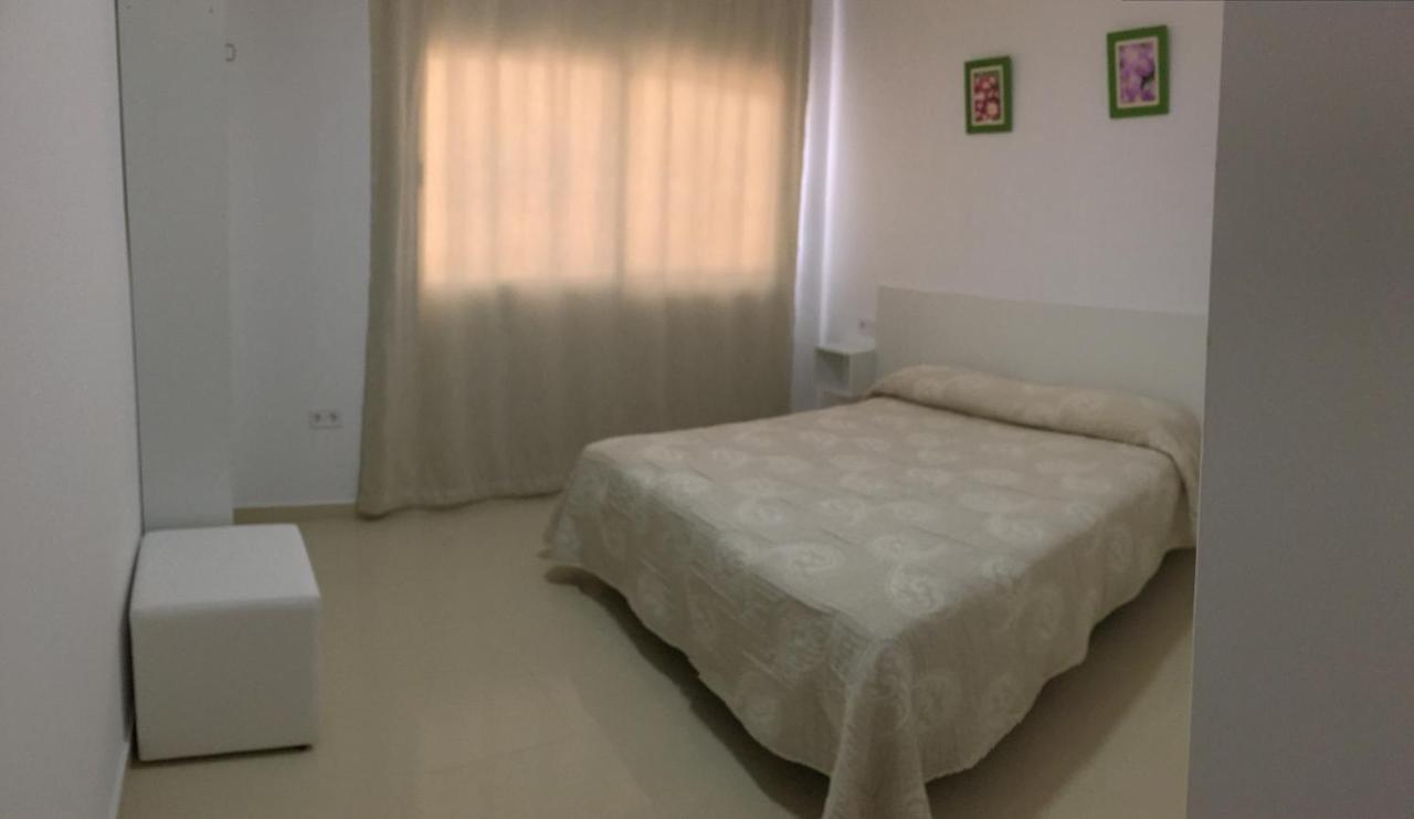 Apartamentos Carmen Teresa Торремолінос Екстер'єр фото