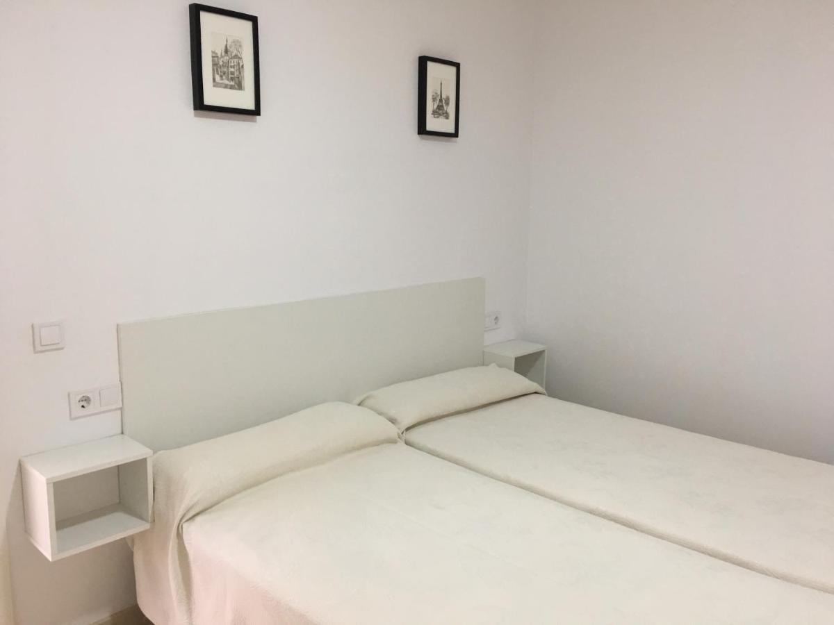 Apartamentos Carmen Teresa Торремолінос Екстер'єр фото