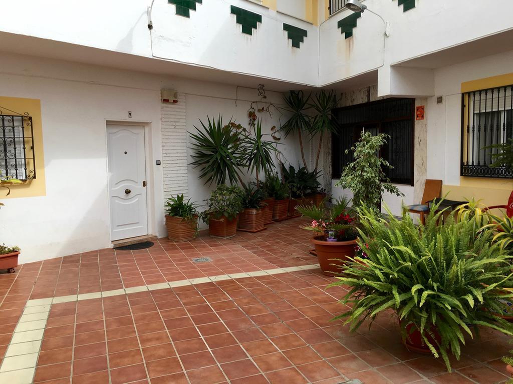 Apartamentos Carmen Teresa Торремолінос Екстер'єр фото